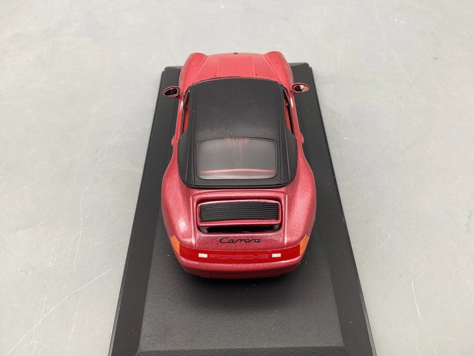 Modellautos 1:43 Minichamps Porsche 911 Cabriolet soft top 1994 mit OVP