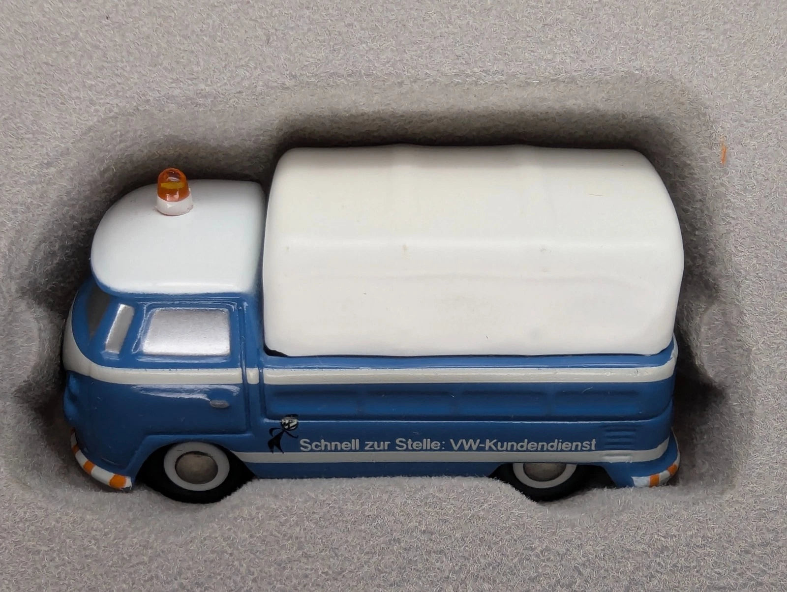 Modellautos 1:90 Schuco Piccolo VW T1 Pritsche / Plane VW-Kundendienst in OVP