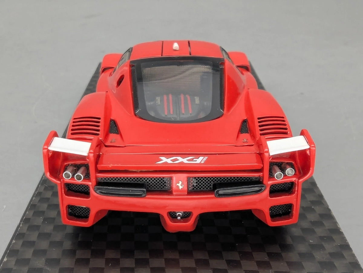 Modellautos 1:43 MR Models & V Bosica Ferrari FXX 2005 Open Door Funktion OVP