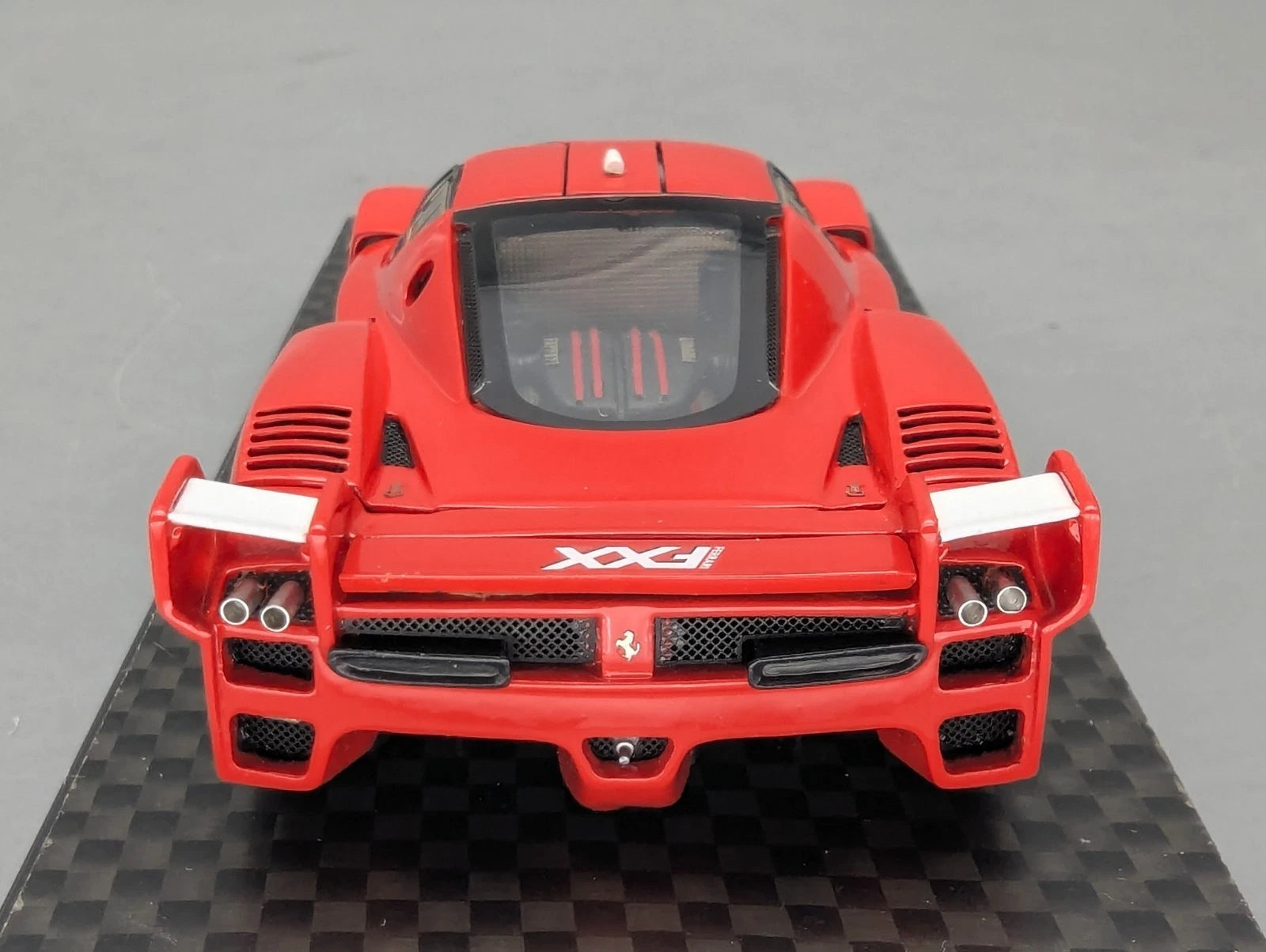 Modellautos 1:43 MR Models & V Bosica Ferrari FXX 2005 Open Door Funktion OVP