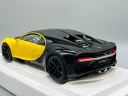 Modellautos 1:18 Autoart Bugatti Chiron mit OVP