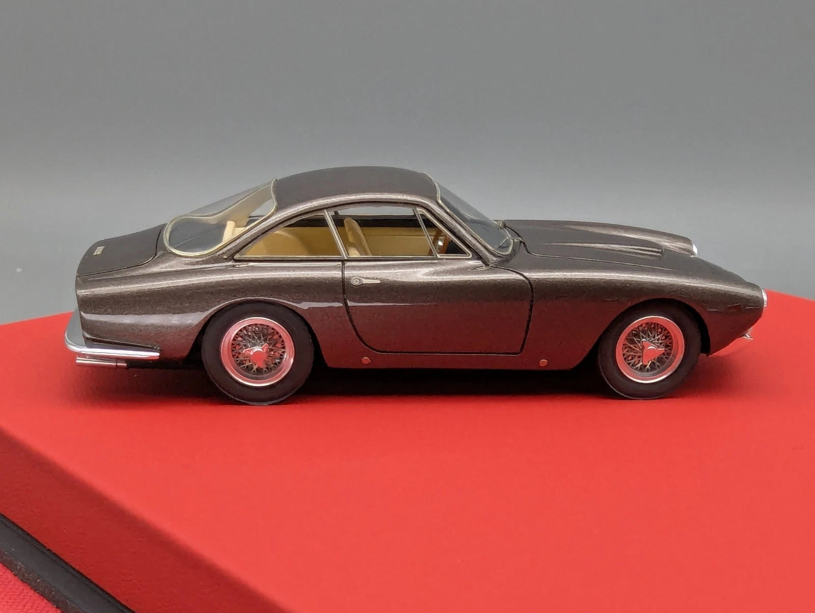 Modellautos 1:43 BBR  Ferrari  250 GT The Lusso Specials Set 2-tlg. 1/10 OVP
