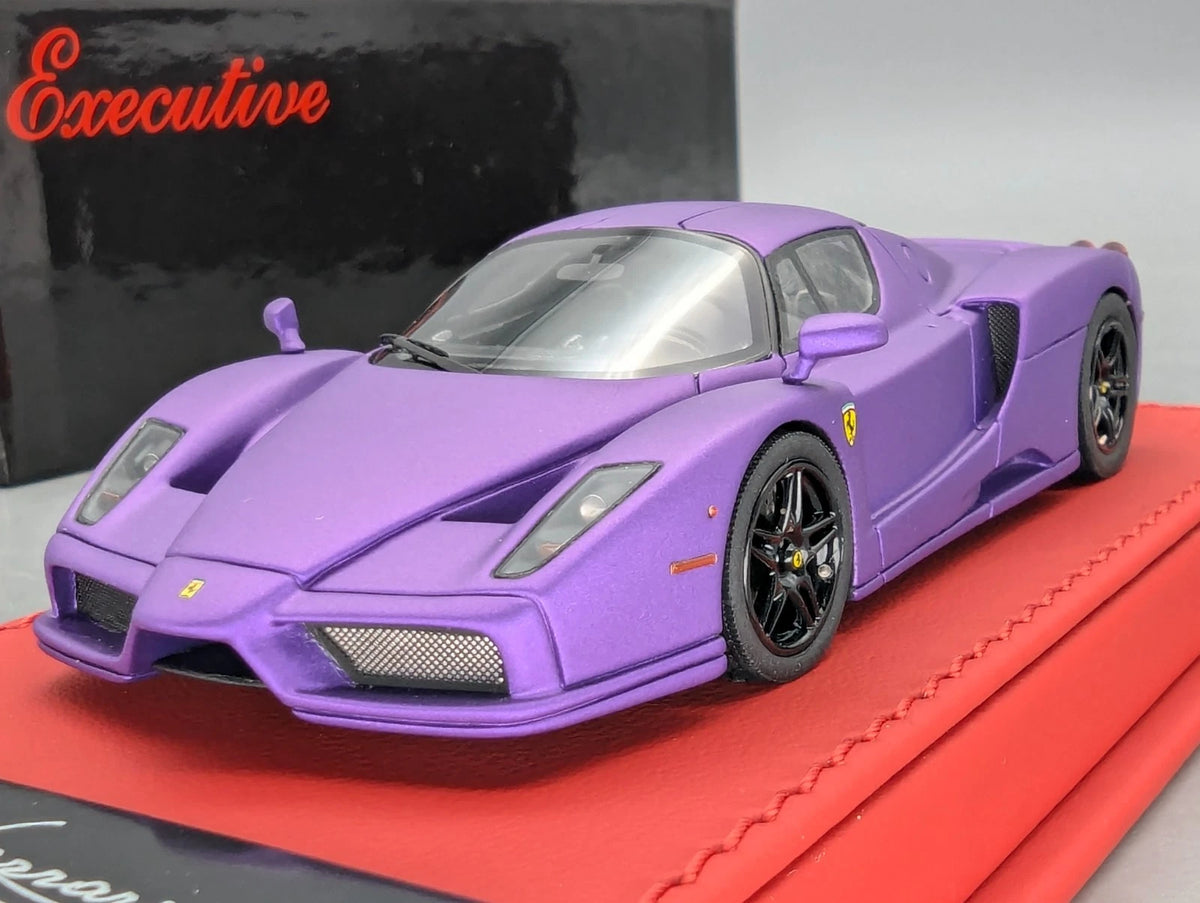 Modellautos 1:43 BBR Executive CALSITO Ferrari Enzo Mica Violet Matt 12/15 OVP