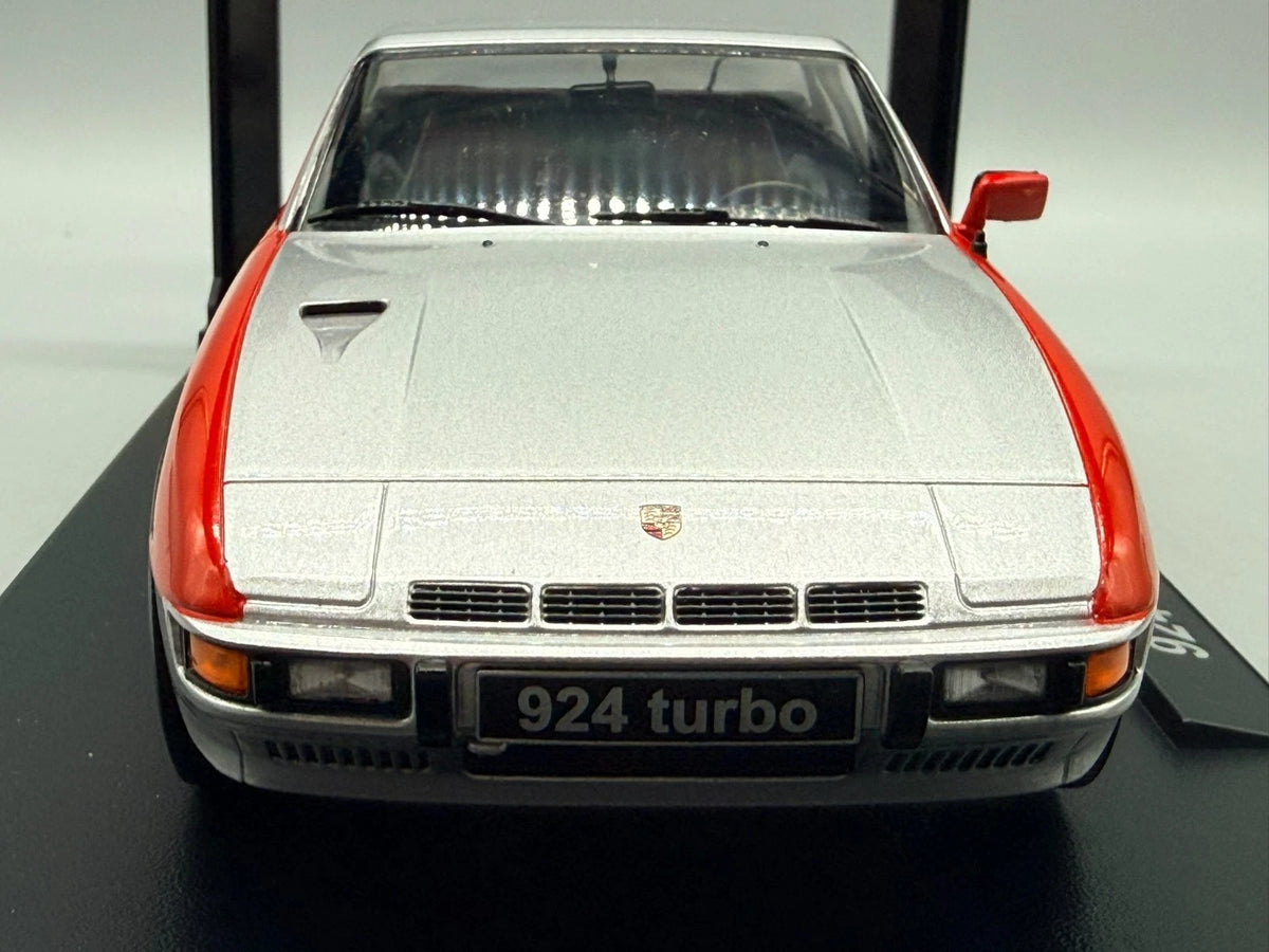 Modellautos 1:18 KK-Scale Porsche 924 Turbo 1986 Silber Rot mit OVP