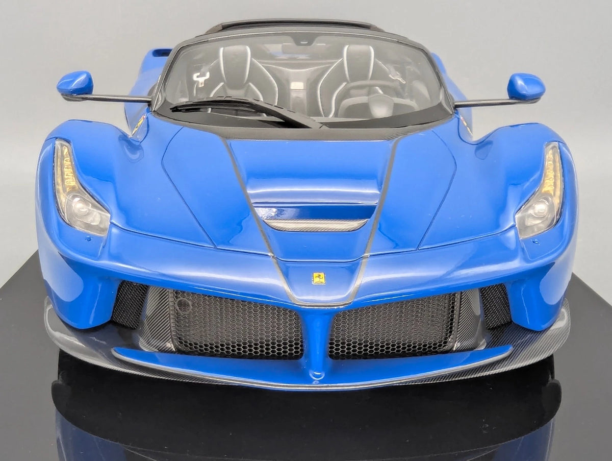 Modellautos 1:12 BBR Ferrari LaFerrari Aperta Azzurro Dino Ltd 05/05 Vitrine OVP