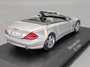 Modellautos 1:43 Norev Mercedes Benz SL Klasse SL 500 Silber mit Dealer OVP