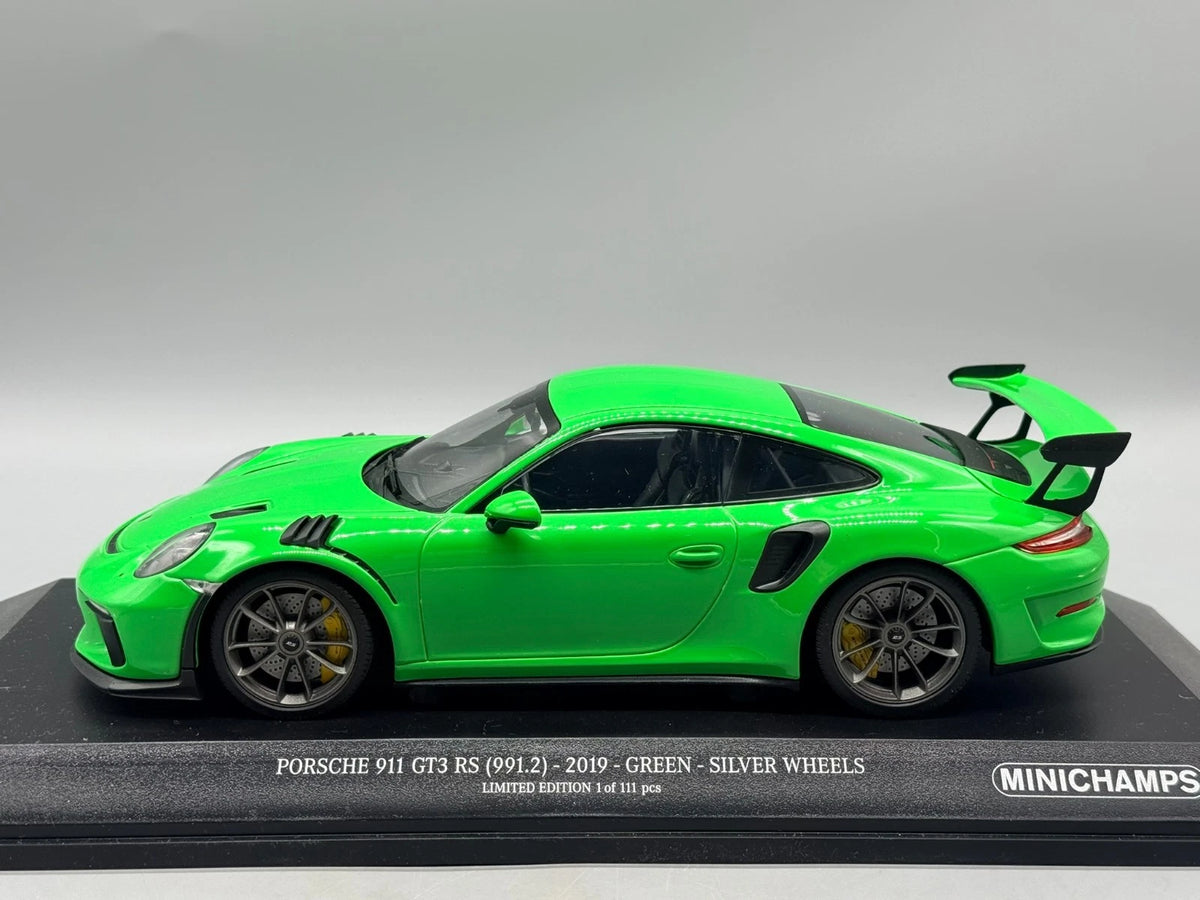 Modellautos 1:18 Minichamps Porsche 911 GT3 RS 991.2 2019 1 of 111pcs mit OVP