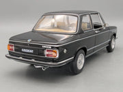 Modellautos 1:18 AUTOart Millenium 70503 BMW 2002 L Black mit OVP