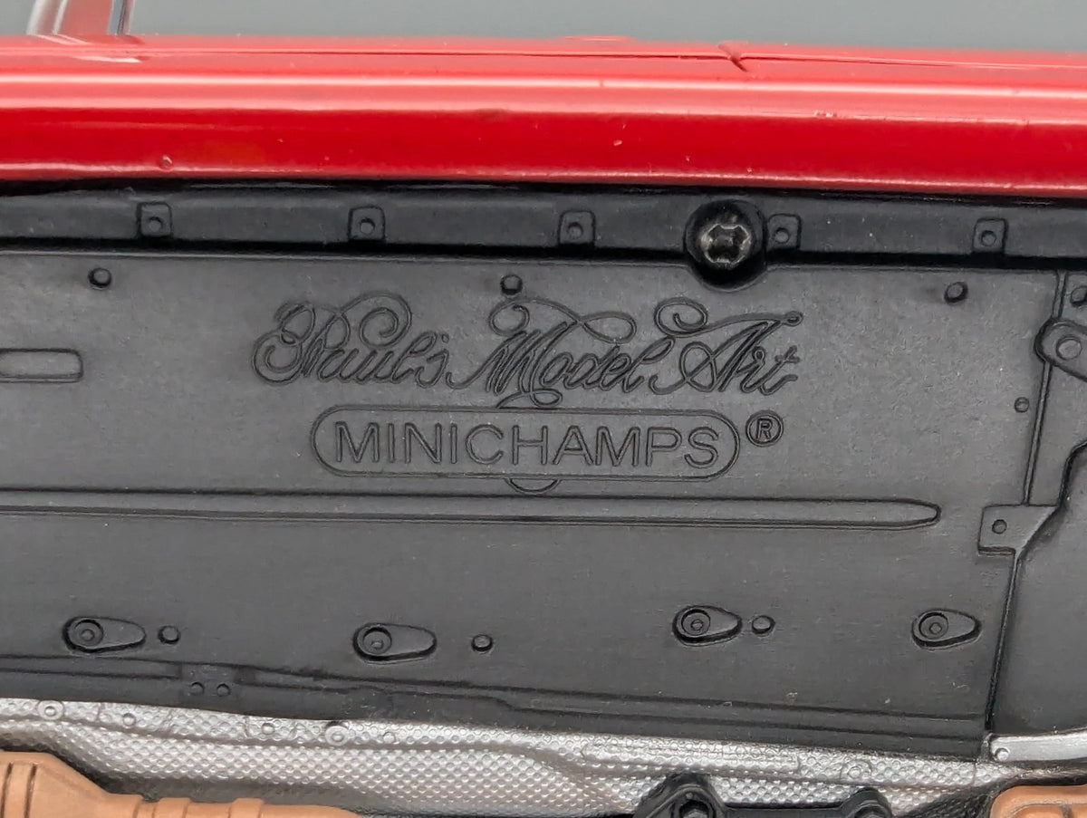 Modellautos 1:18 Minichamps Audi RS 4 Avant 2006 Rot mit OVP
