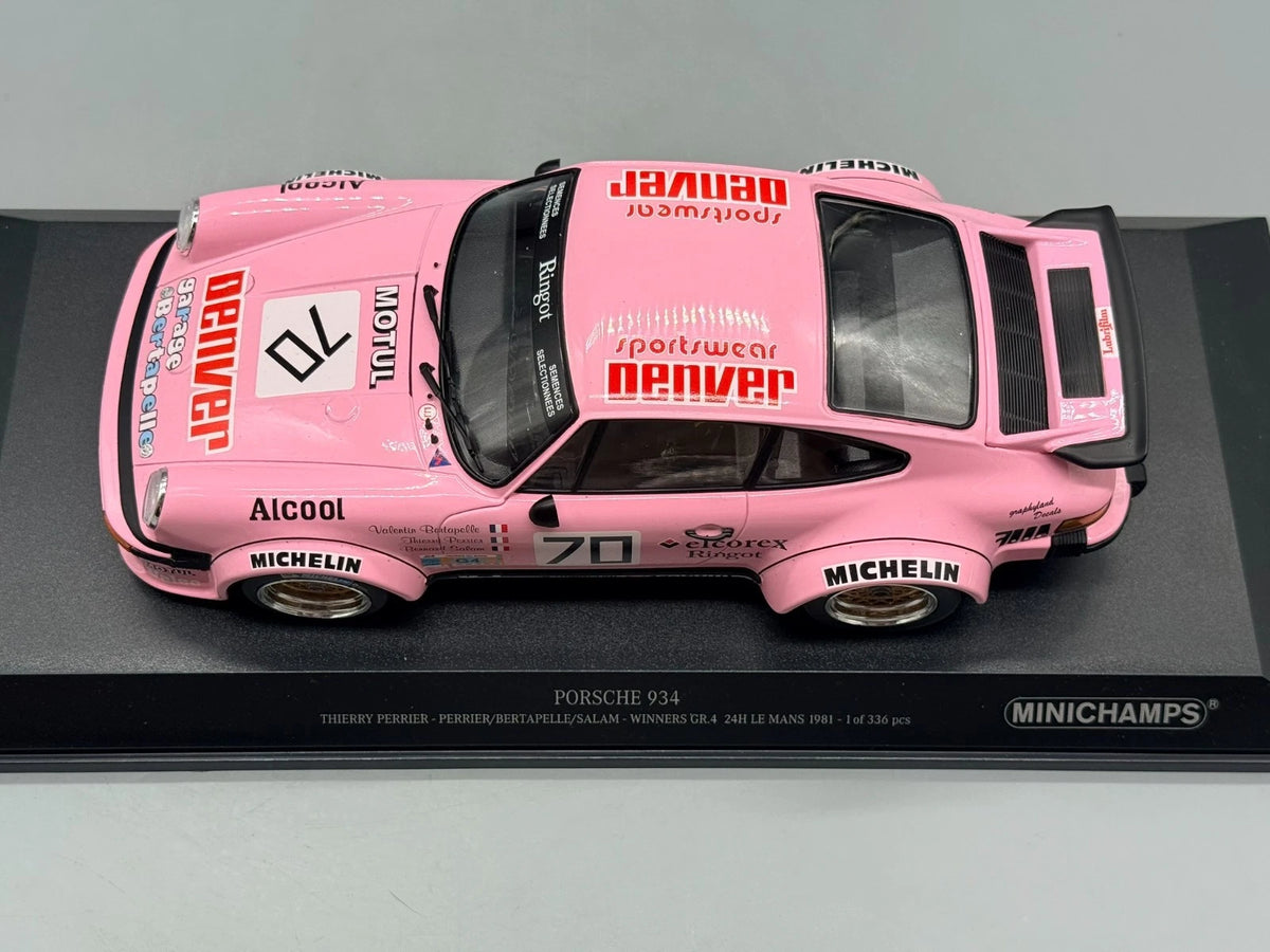 Modellautos 1:18 Minichamps Porsche 934 Winner 24h Le Mans 1981 #70 mit OVP