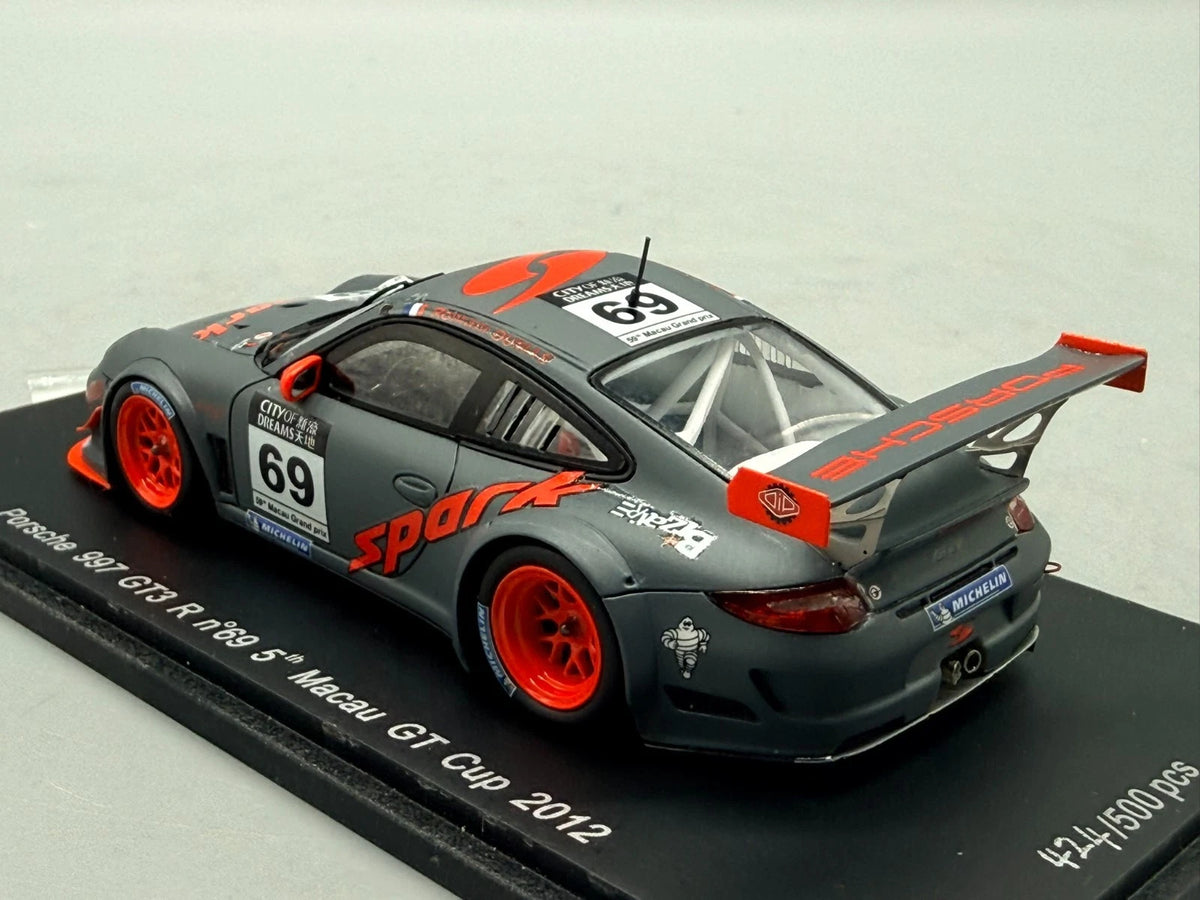 Modellautos 1:43 Spark Porsche 997 GT3 R #69 Macau GT Cup 2012 mit OVP