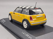 Modellautos 1:43 Minichamps Mini One 2001 Mellow Yellow mit OVP