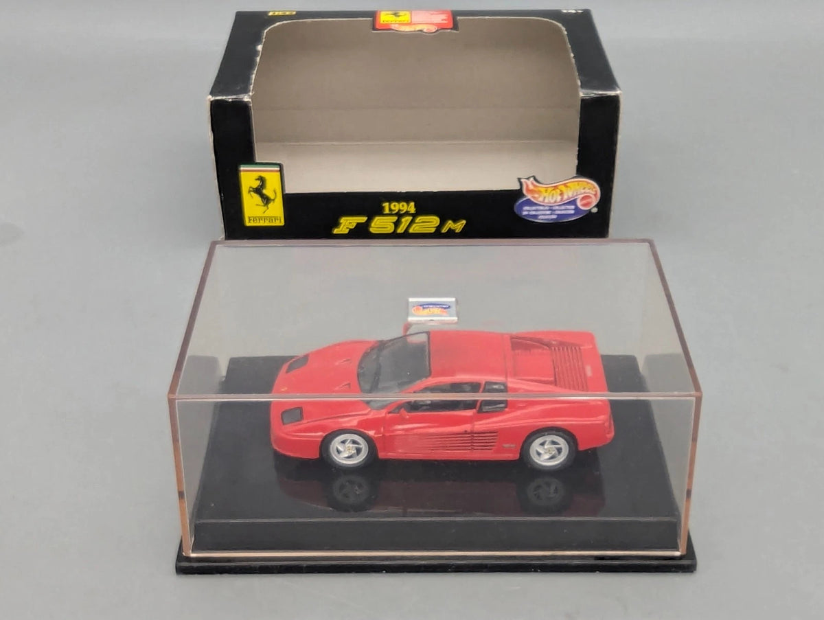 Modellautos 1:43 Hot Wheels Ferrari F512M 1994 rot mit OVP