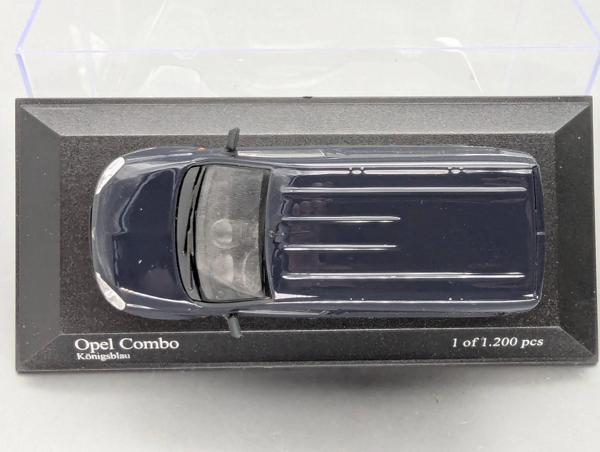 Modellautos 1:43 Minichamps Opel Combo Van 2002 Blue Blau Königsblau mit OVP