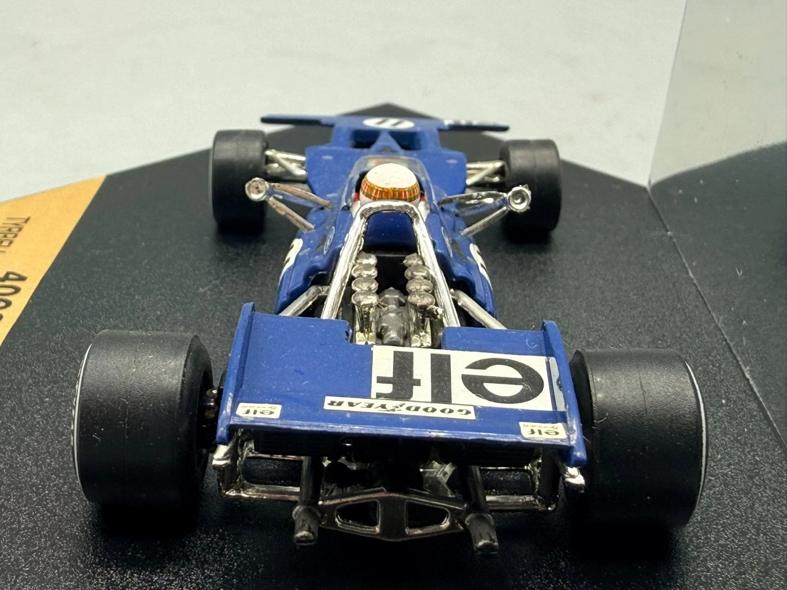 Modellautos 1:43 Quartzo Tyrrell 003 Jackie Stewart Winner French GP 72 +Vitrine