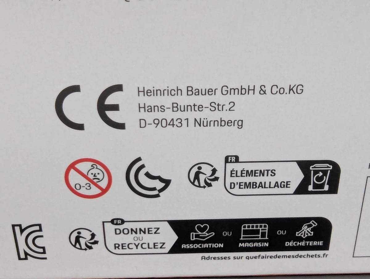 Modellautos 1:24 Bburago Porsche 911 Dakar mit Dealer OVP