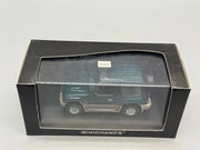 Modellautos 1:43 Minichamps Mitsubishi Pajero mit OVP