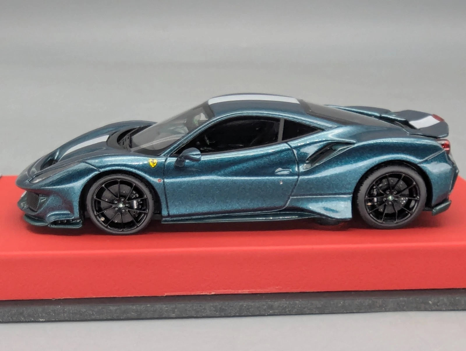 Modellautos 1:43 BBR Concept43 Ferrari 488 Pista RHD Verde Scuro Ltd 01/20 OVP