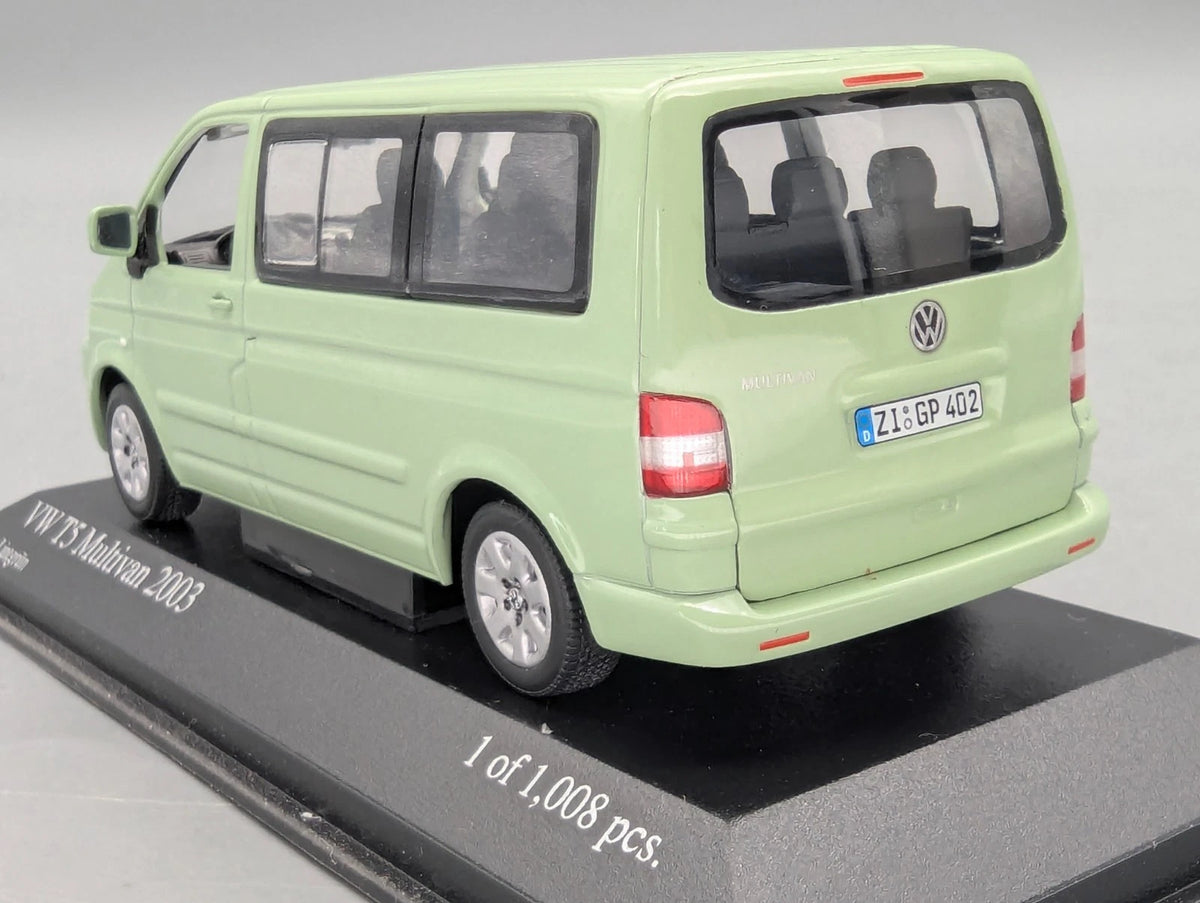 Modellautos 1:43 Minichamps Volkswagen VW T5 Multivan 2003 Lintgrün OVP