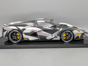 Modellautos 1:12 BBR Ferrari LaFerrari 2013 Matt Camouflage Lt 29/60 Vitrine OVP