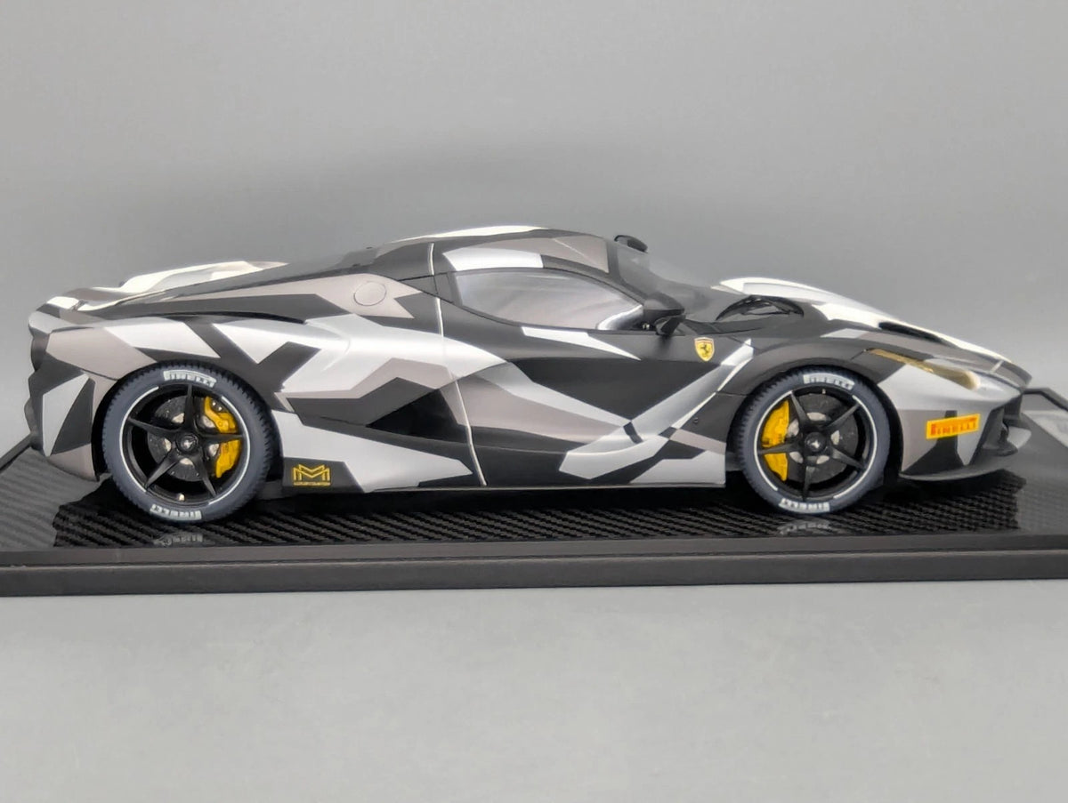 Modellautos 1:12 BBR Ferrari LaFerrari 2013 Matt Camouflage Lt 29/60 Vitrine OVP
