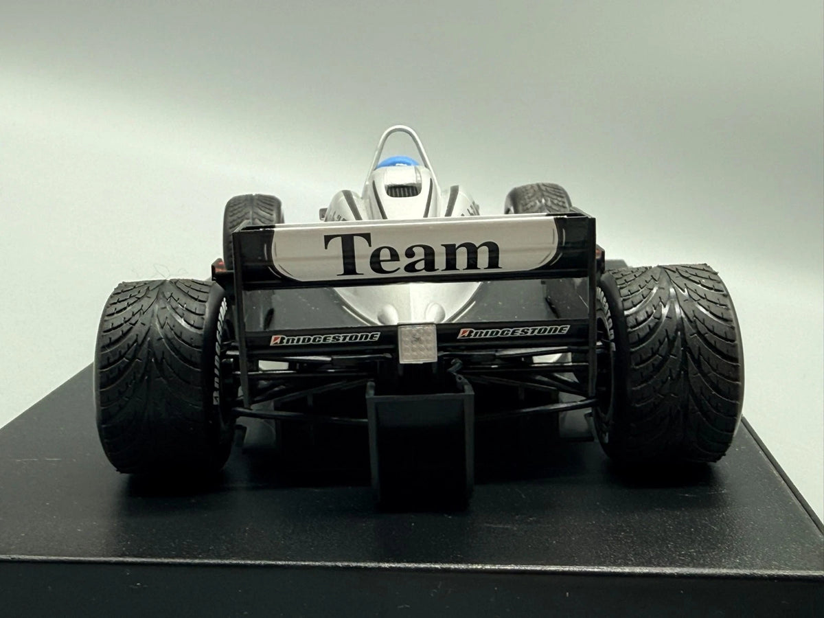 Modellautos 1:18 Minichamps McLaren Mercedes MP-498T Lapland 2000 + OVP