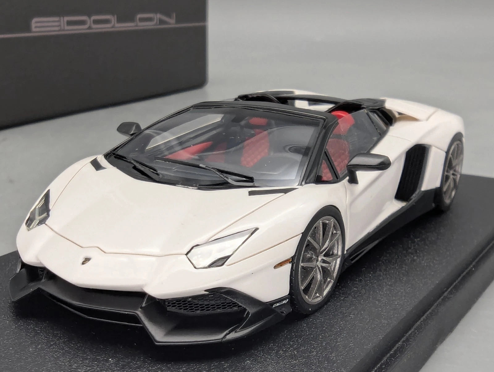 Eidolon Make Up 1:43 Lamborghini Aventador LP720-4 Roadster Weiß 2013 07/10 OVP