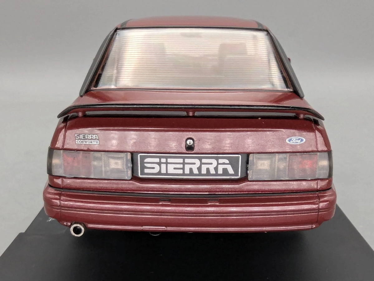 Modellautos 1:18 MCG Modelcar Group 18354 Ford Sierra RS Cosworth 4x4 mit OVP
