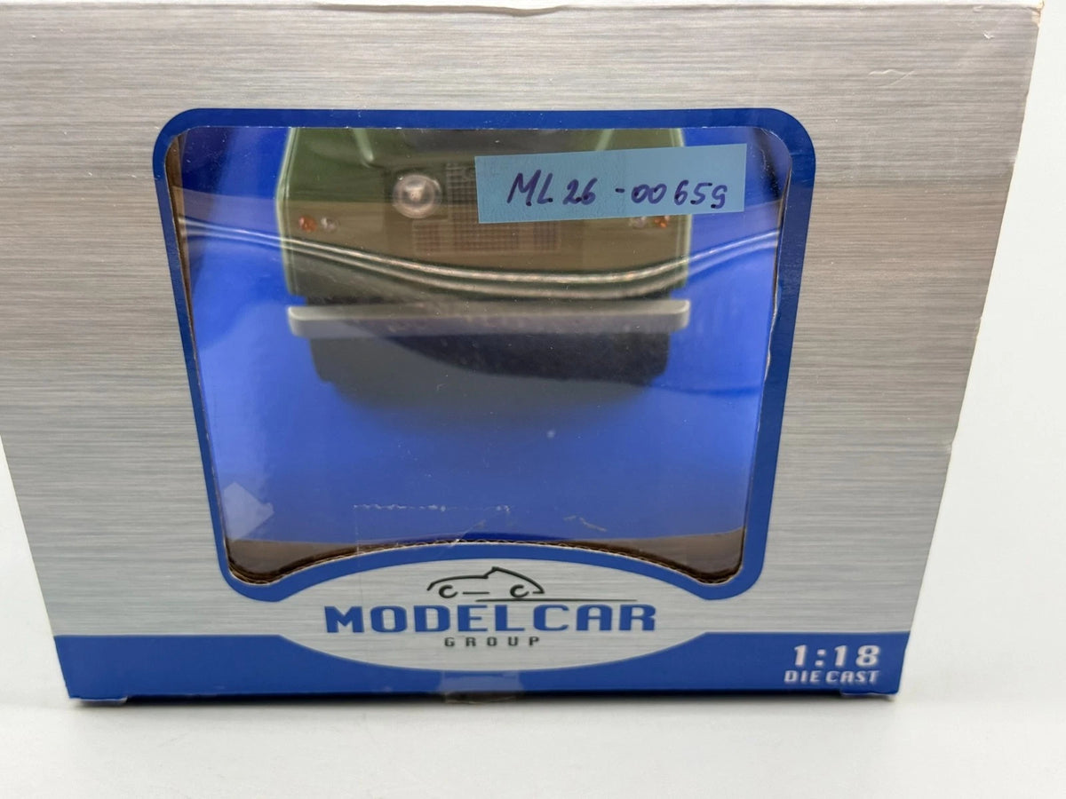 Modellautos 1:18 MCG Modelcar Group 18093 Land Rover 109 Pick up Series II OVP
