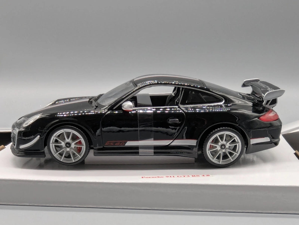 Modellautos 1:18 Bburago Porsche 911 GT3 RS 4.0 mit OVP