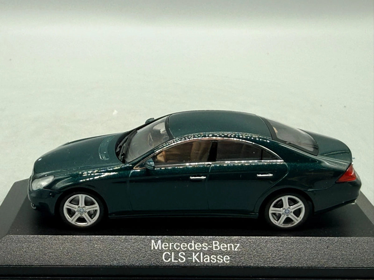 Modellautos 1:43 Minichamps  Mercedes-Benz CLS-Klasse mit OVP