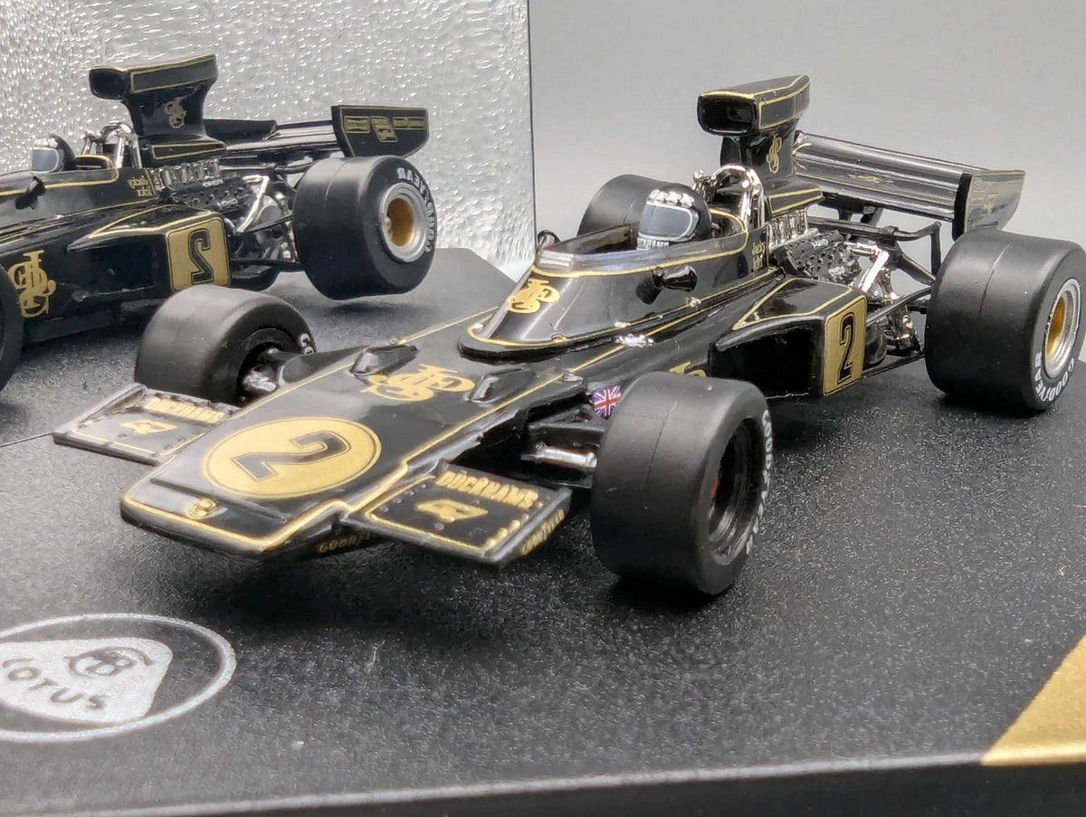 Modellautos 1:43 Quartzo Lotus 72E German GP 1974 #2 Jacky Ickx mit Vitrine
