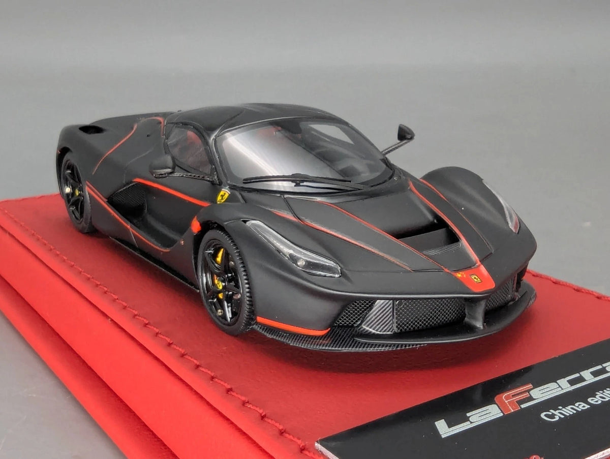 Modellautos 1:43 BBR Deluxe Calsito Ferrari LaFerrari Black Matt Ltd 10/28 OVP