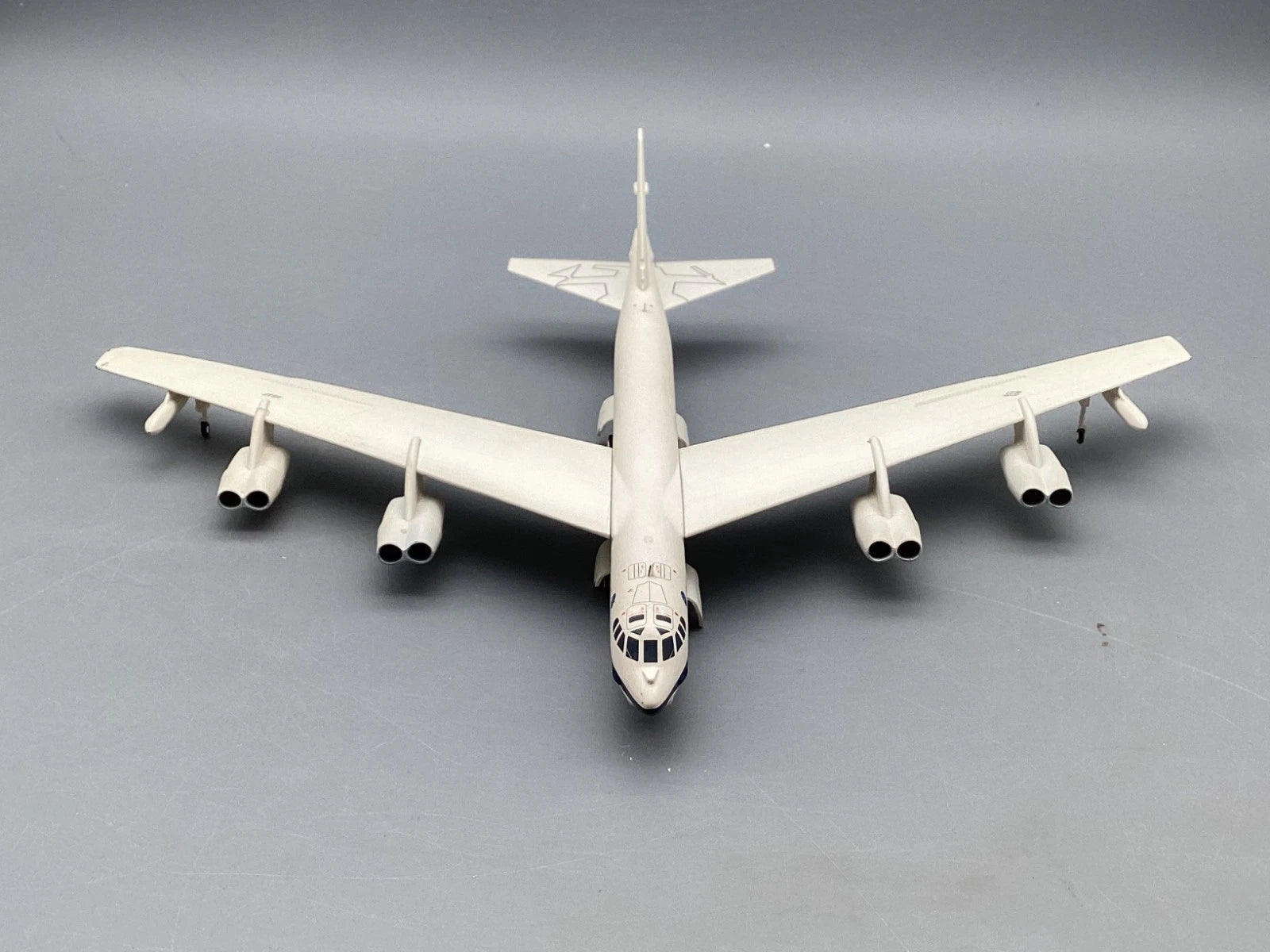 Flugzeug Modell 1:200 Herpa NASA Boeing NB-52H Stratofortress mit OVP