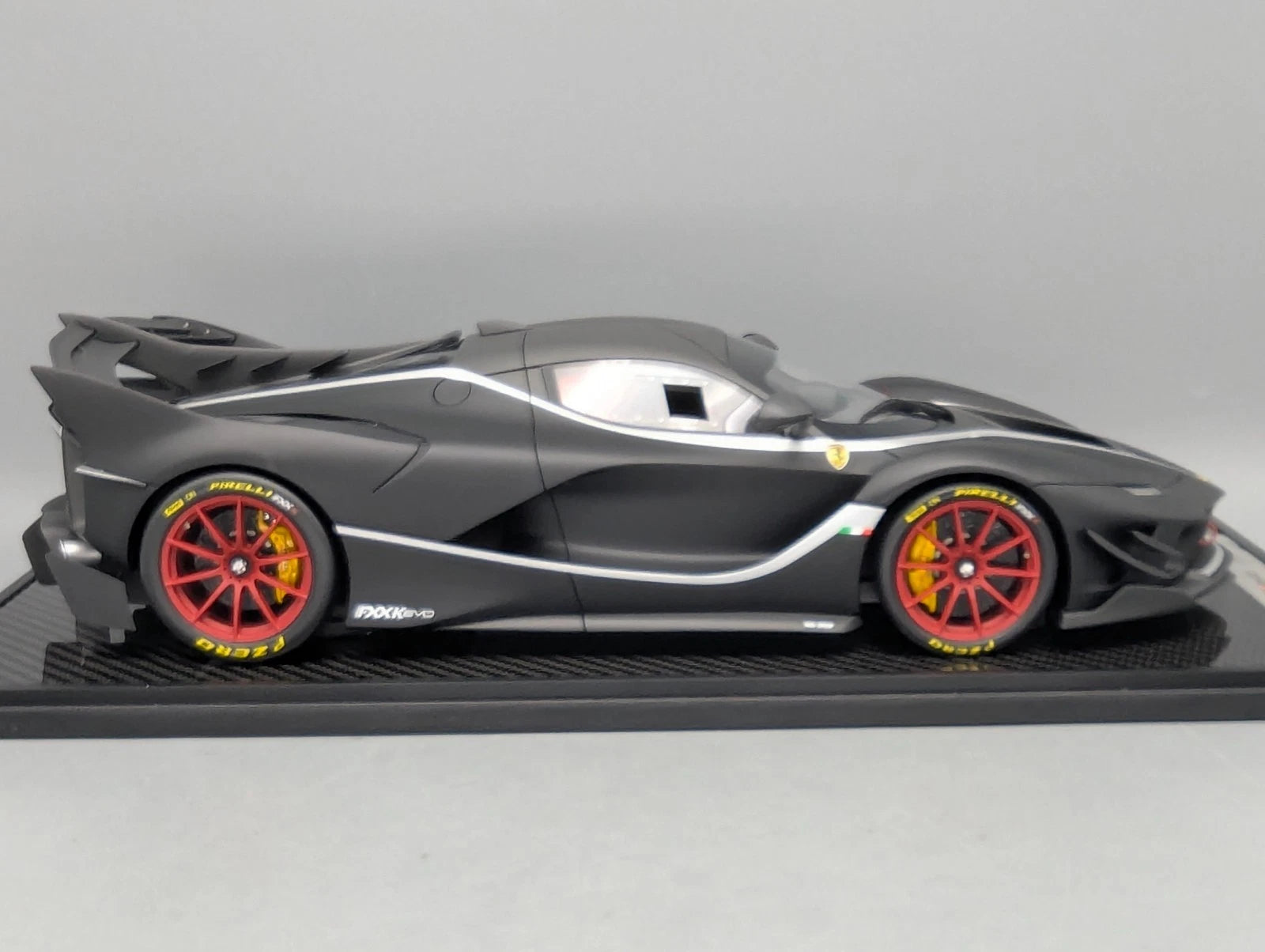 Modellautos 1:12 BBR Ferrari FXX-K EVO Matt Black Ltd 01/01 Vitrine OVP