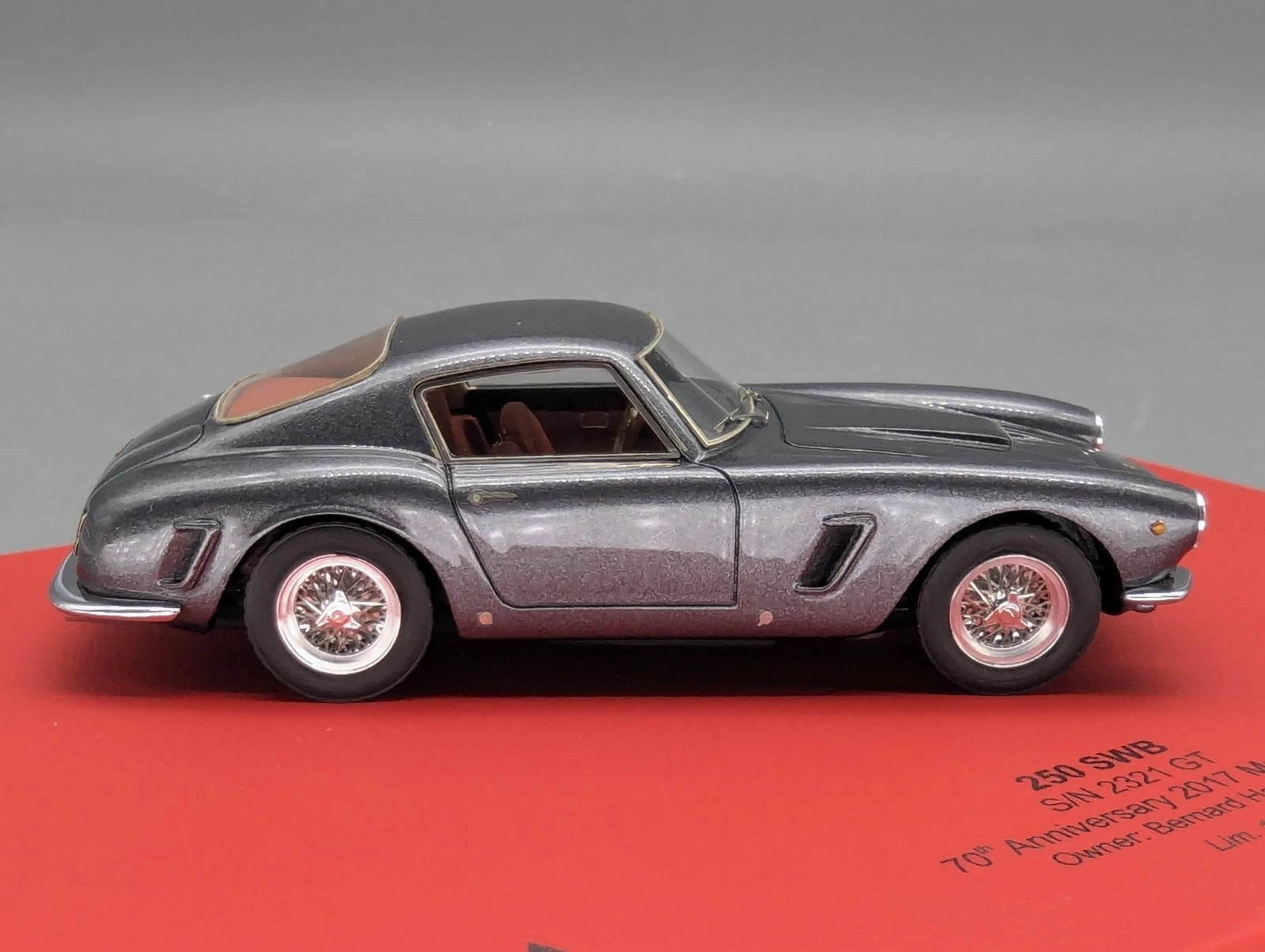 Modellautos 1:43 BBR Ferrari 250 SWB 70th Anniv. 2017 01/05 Große Vitrine in OVP