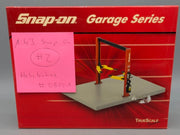 Modellautos 1:43 Snap-on TrueScale Miniatures 08001 Hebebühne Lift mit OVP #2