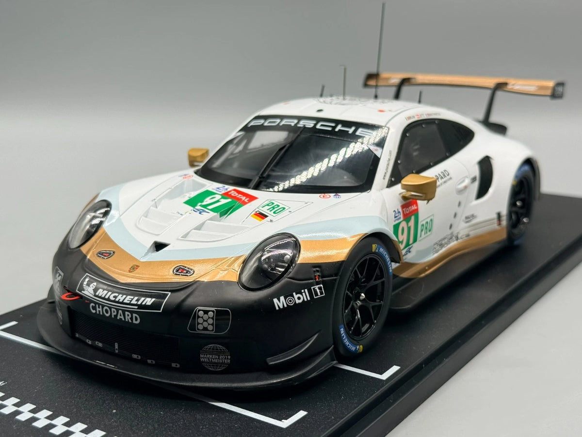 Modellautos 1:18 Ixo Porsche 911 RSR Le Mans 24h 2019 #91 mit OVP