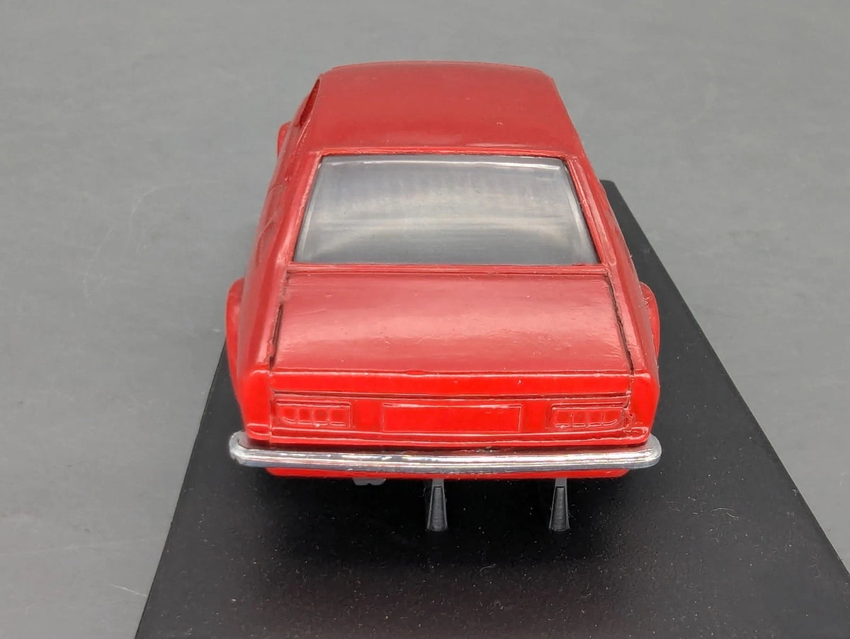 Modellautos 1:43 Verem Opel Kadett Coupe GTE  mit Original Verem Vitrine