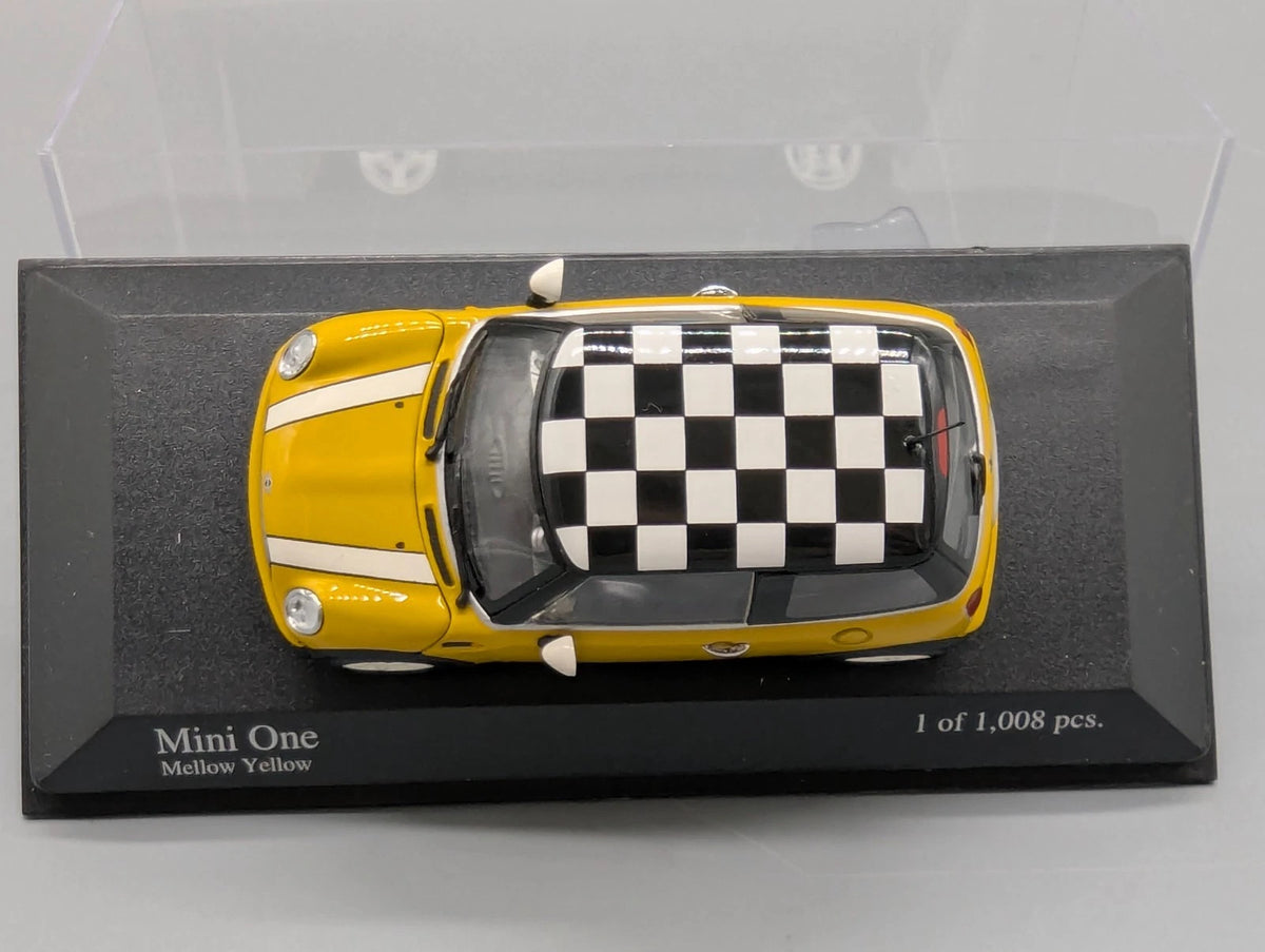 Modellautos 1:43 Minichamps Mini One 2001 Mellow Yellow Haube zum Öffnen mit OVP