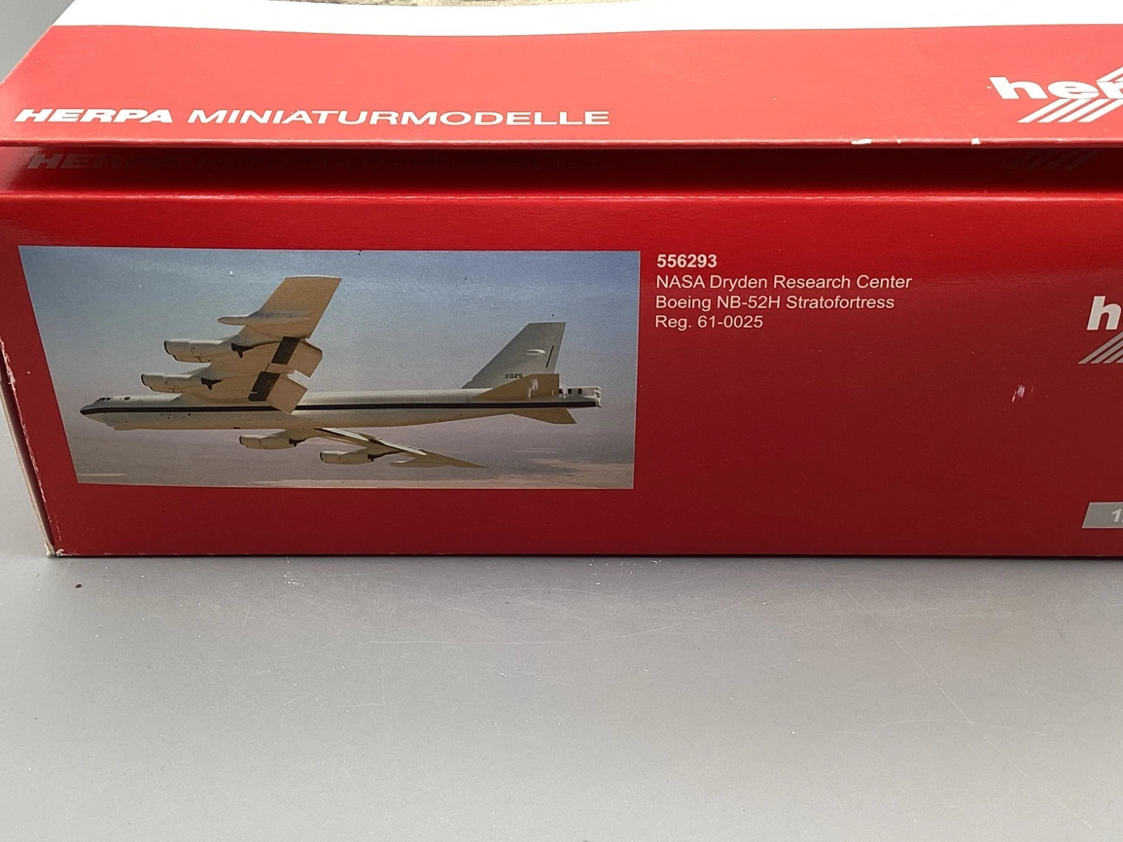 Flugzeug Modell 1:200 Herpa NASA Boeing NB-52H Stratofortress mit OVP
