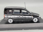 Modellautos 1:43 Minichamps Opel Combo Tour 2002 Schwarz Black mit OVP
