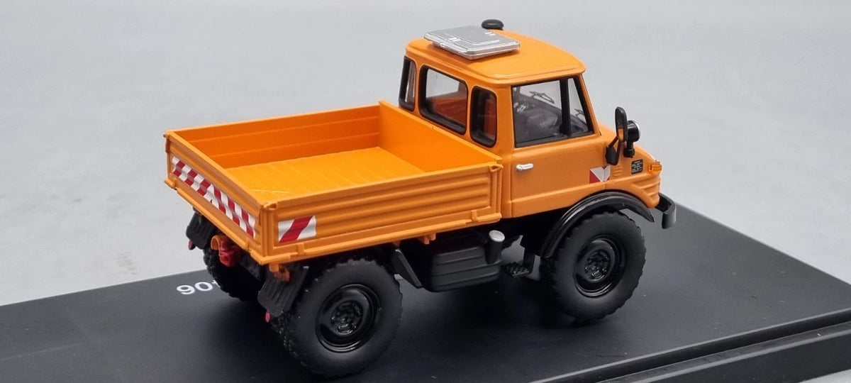 LKW Modelle 1:43 Schuco 03151 Mercedes-Benz Unimog 406 orange OVP