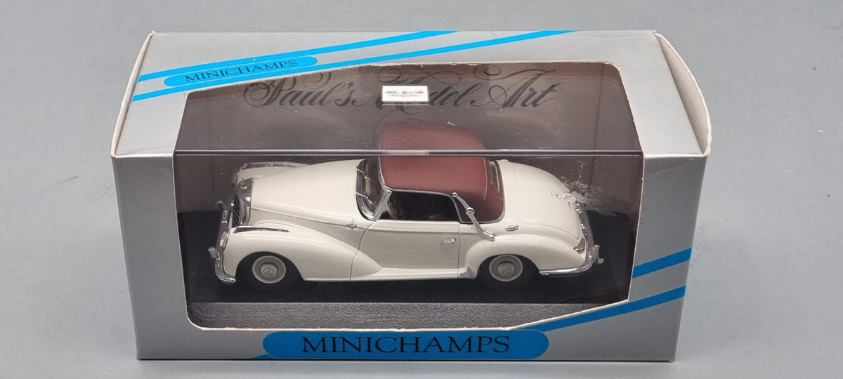 Modellautos 1:43 Minichamps Mercedes-Benz 300 S Cabriolet soft top white OVP