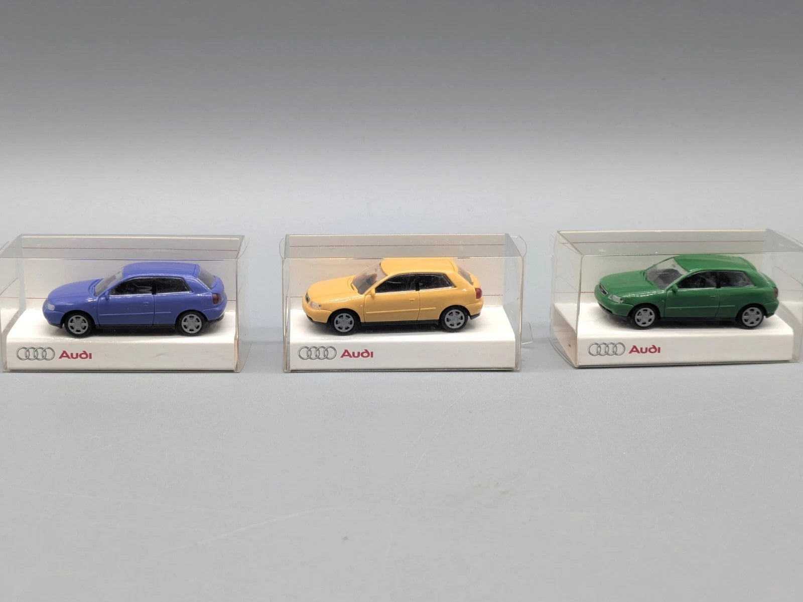 Modellautos 1:87 Rietze Audi A3 Attraction / Ambition / Ambiente mit OVP