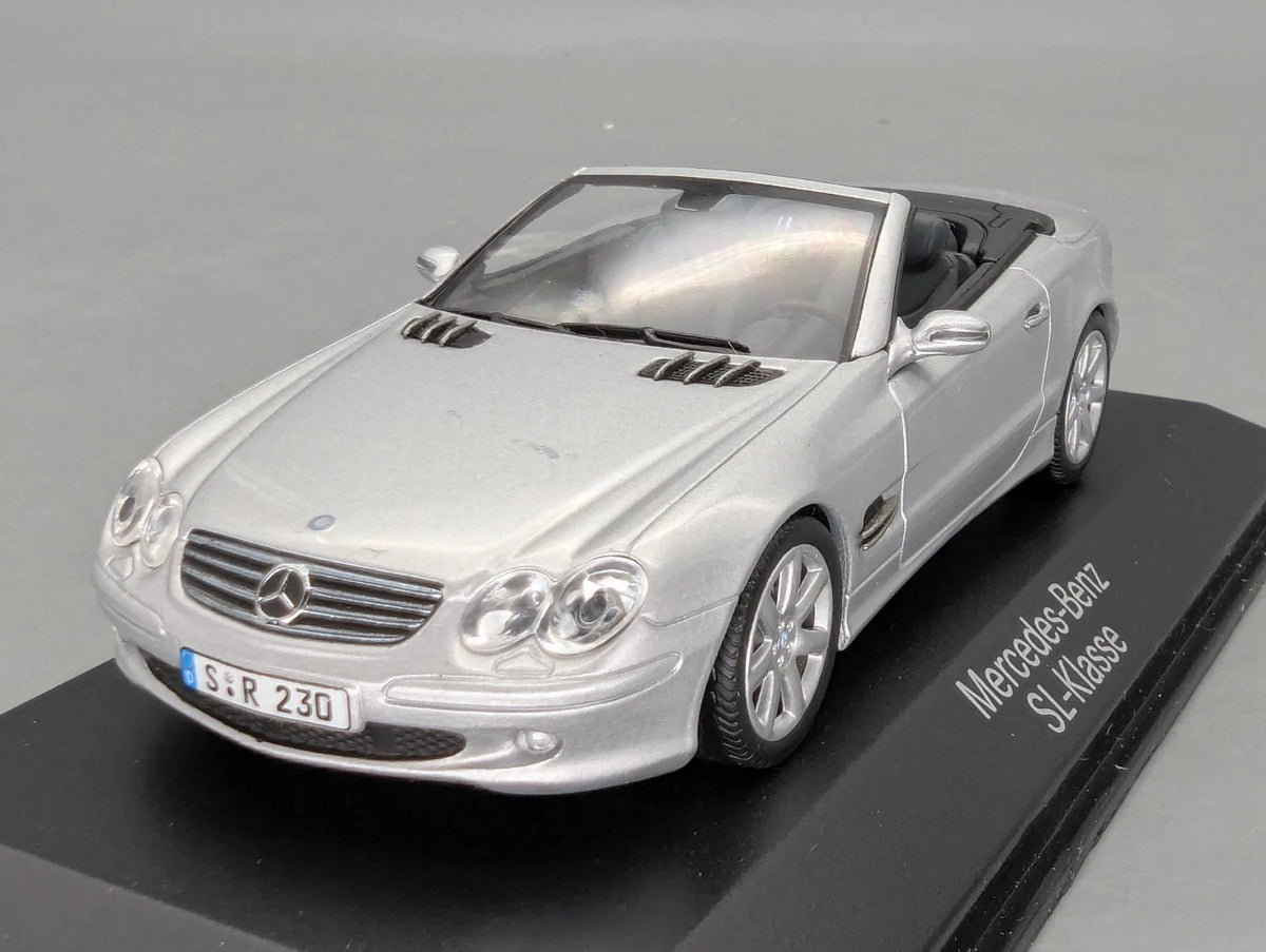 Modellautos 1:43 Minichamps Mercedes Benz SL Klasse Silber Metallic Dealer OVP