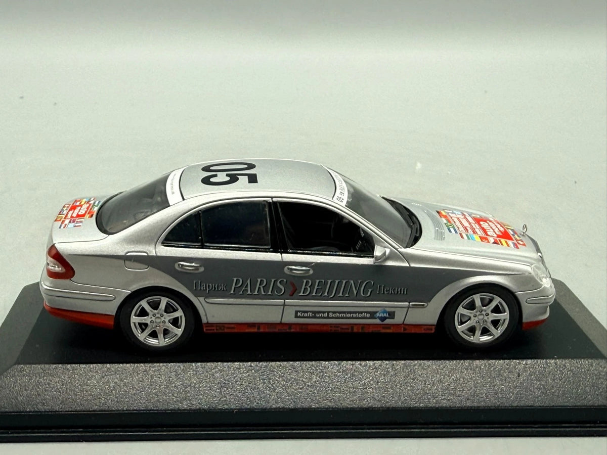 Modellautos 1:43 Minichamps Mercedes-Benz E-Klasse Rally Paris–Peking +Umkarton