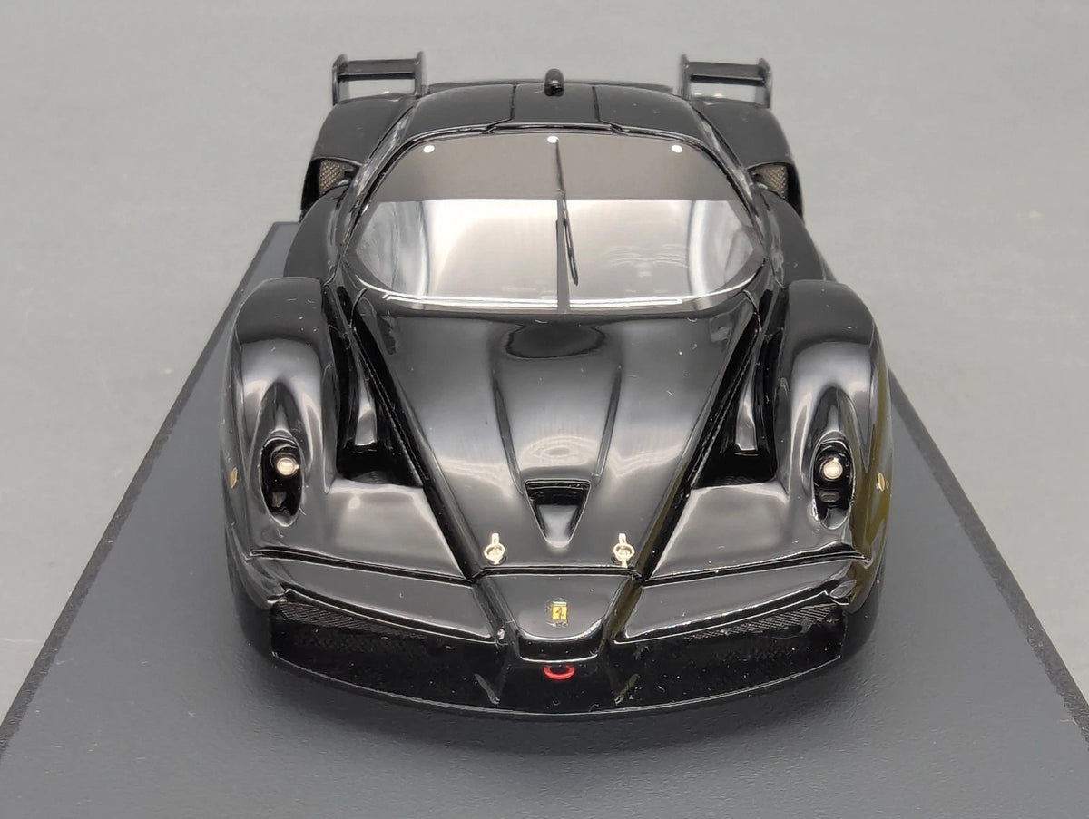 Modellautos 1:43 BBR Ferrari FXX  2006 Black mit Vitrine + OVP