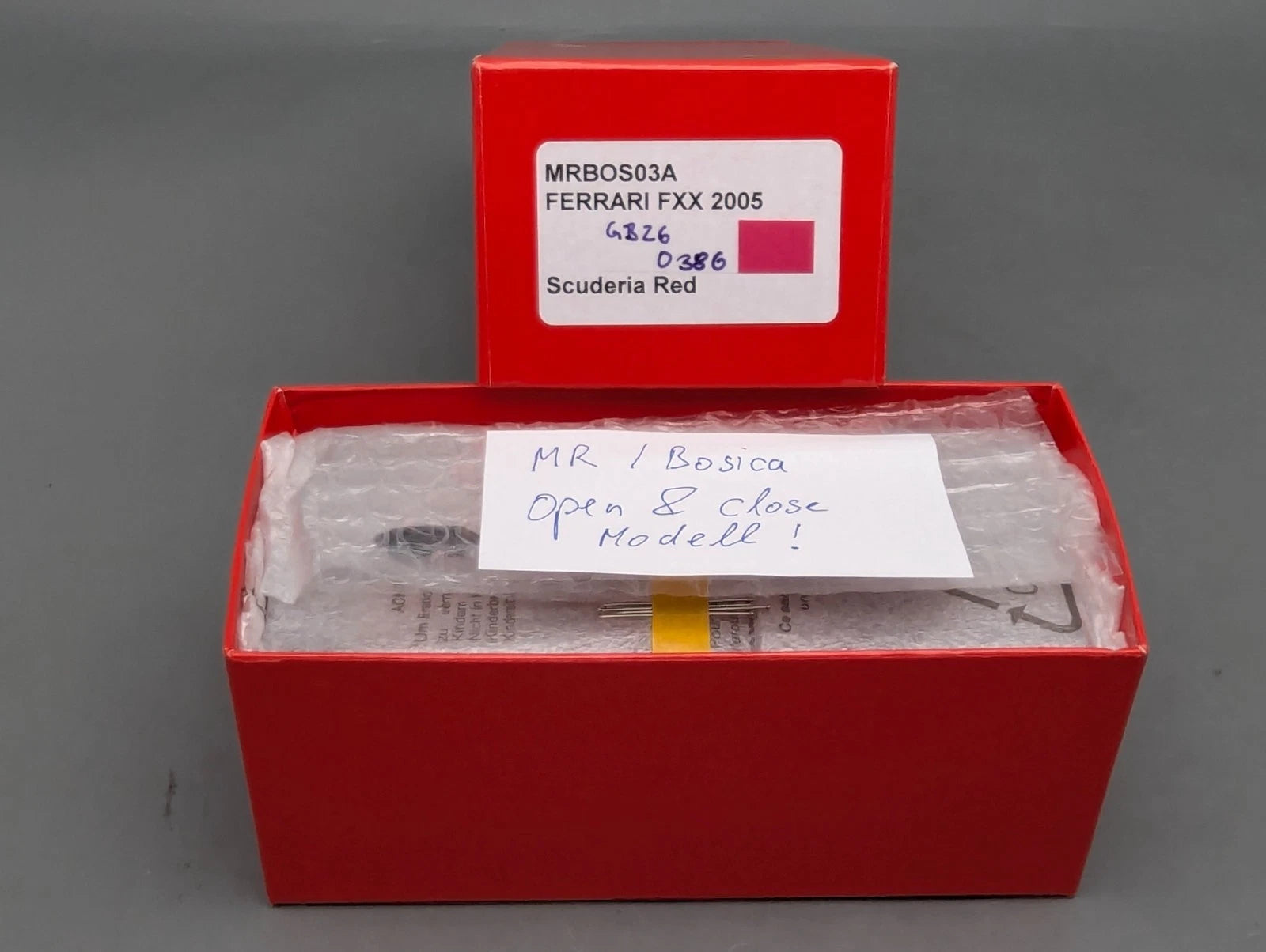 Modellautos 1:43 MR Models & V Bosica Ferrari FXX 2005 Open Door Funktion OVP