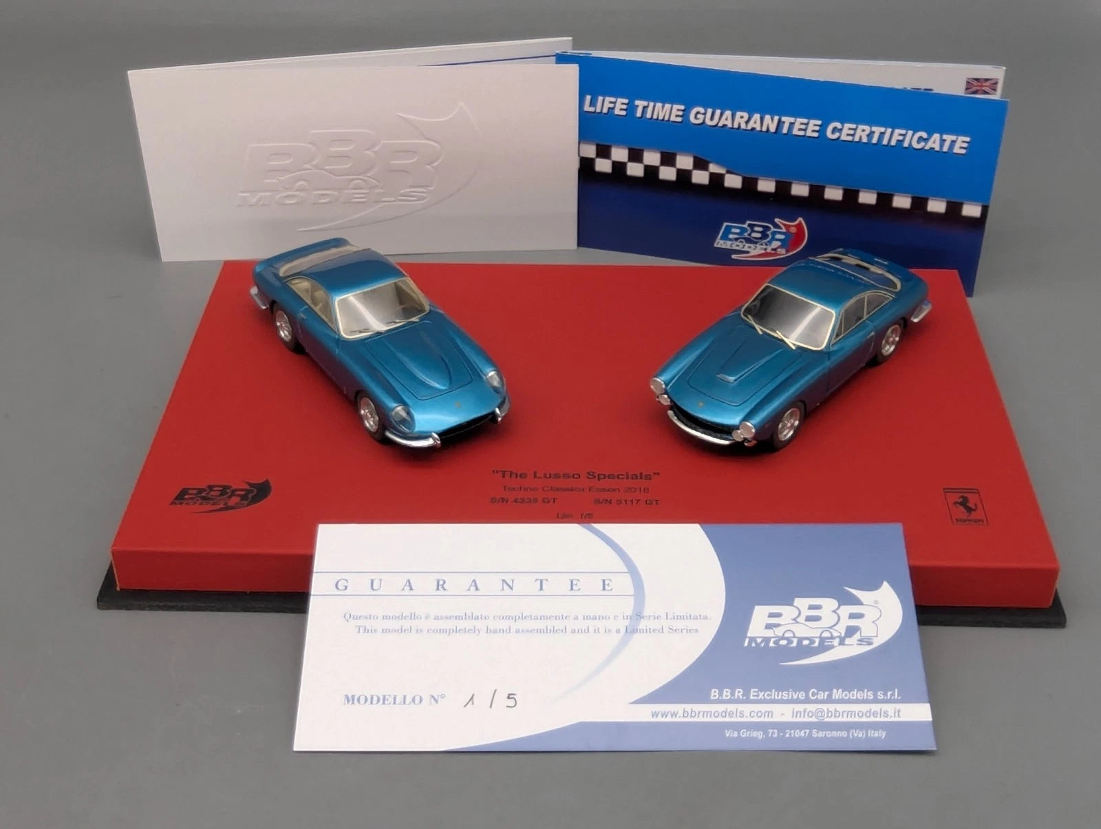 Modellautos 1:43 BBR  Ferrari 250 GT Lusso  S/N 4335 GT Set 2-tlg. 1/5 OVP